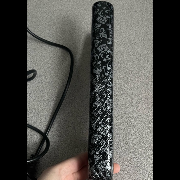 Jeegol Floral Damask Hair Straightener - Picture 3 of 8